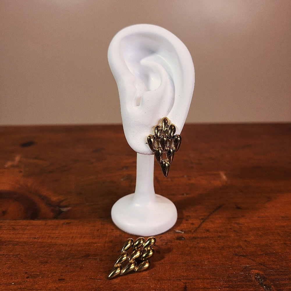 Gold Tone Teardrop Cluster Earrings